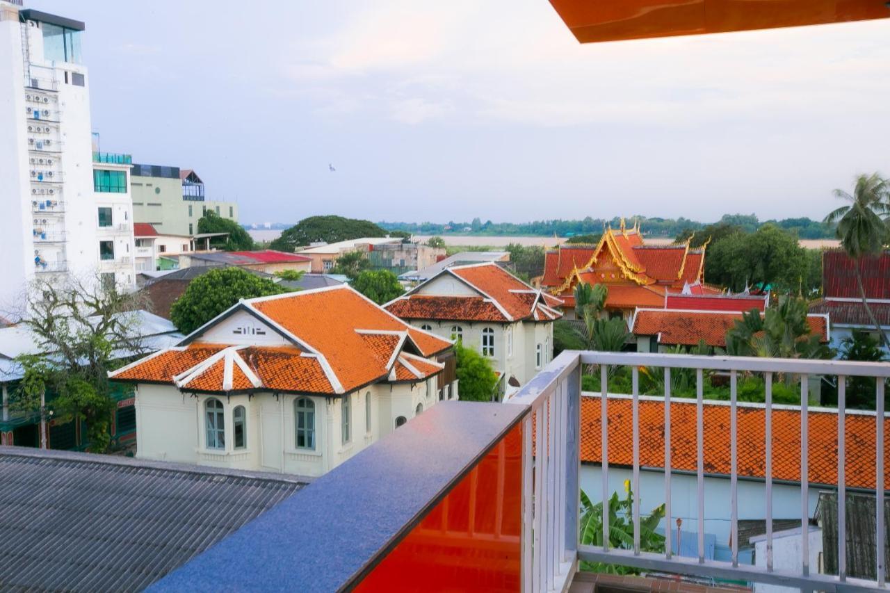 Champion Boutique Hotel Vientiane Exterior photo