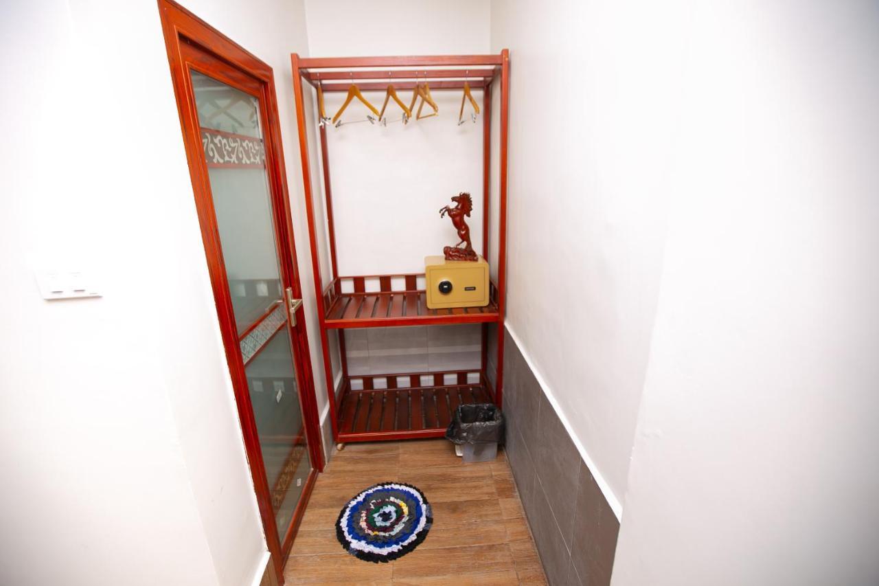 Champion Boutique Hotel Vientiane Exterior photo